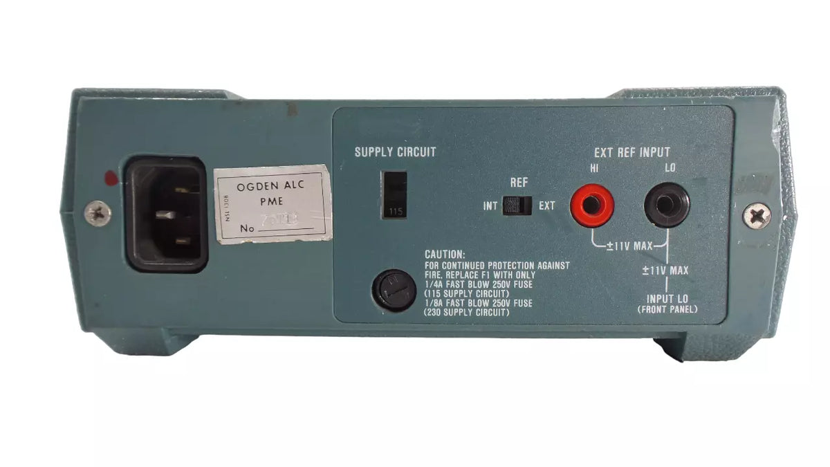 FLUKE 8800A Digital Multimeter - Reliable Multifunctional Tool