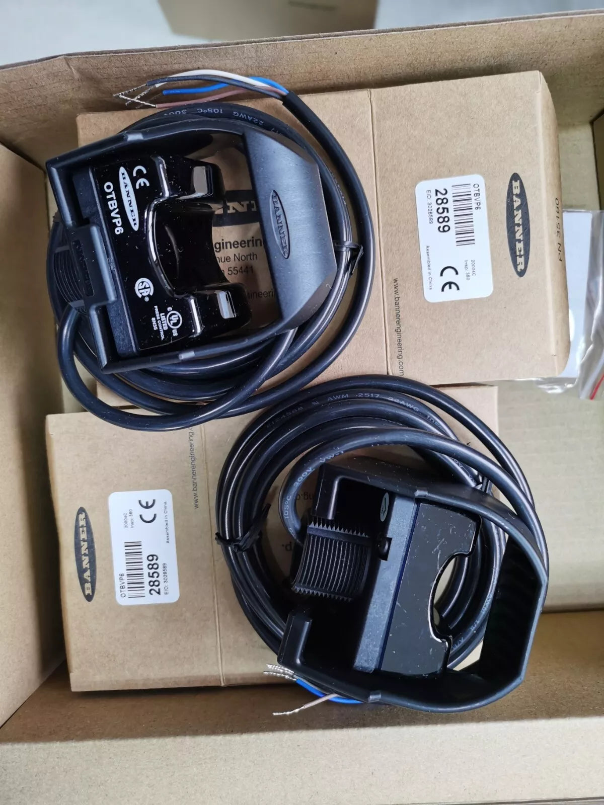 One Banner OTBVP6 Sensor with New Expedited Shipping