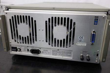HP 4142B Modular DC Source with High Precision and Versatile Output