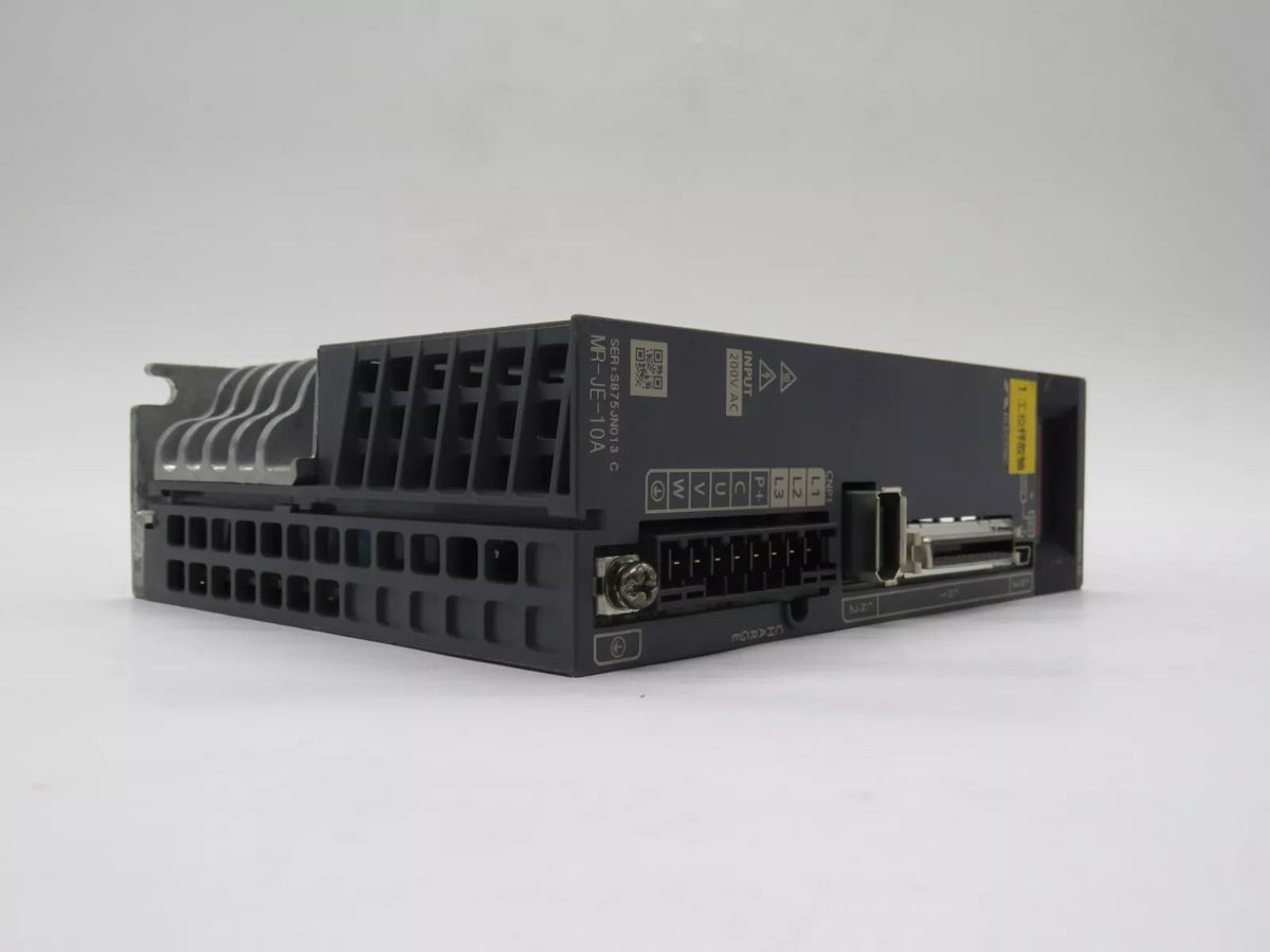 Mitsubishi MR-JE-10A Servo Amplifier General Purpose 100 Watt 200V