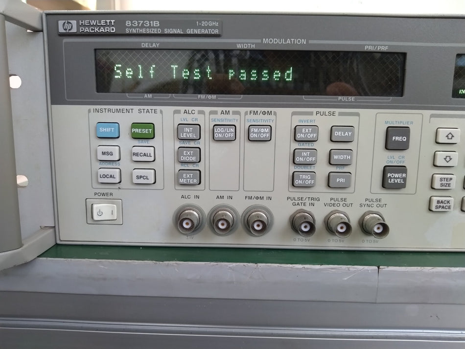 1GHz-20GHz Synthesized Signal Generator