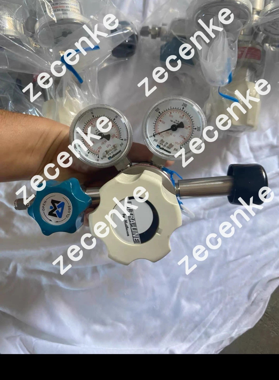 1PCS New MREG-4670-SA Pressure Reducing Valve