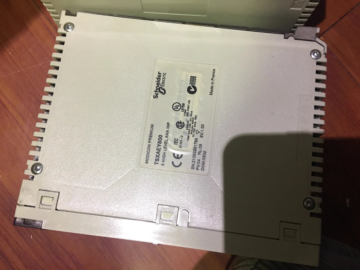 TSX AEY 800 Module for TSXAEY800
