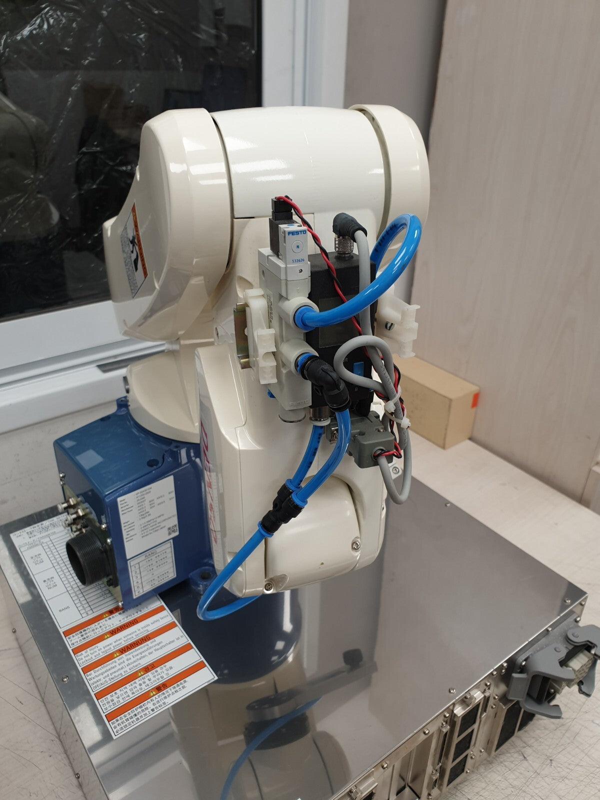 DENSO WAVE VP-5243E/GM 5-Axis Robot
