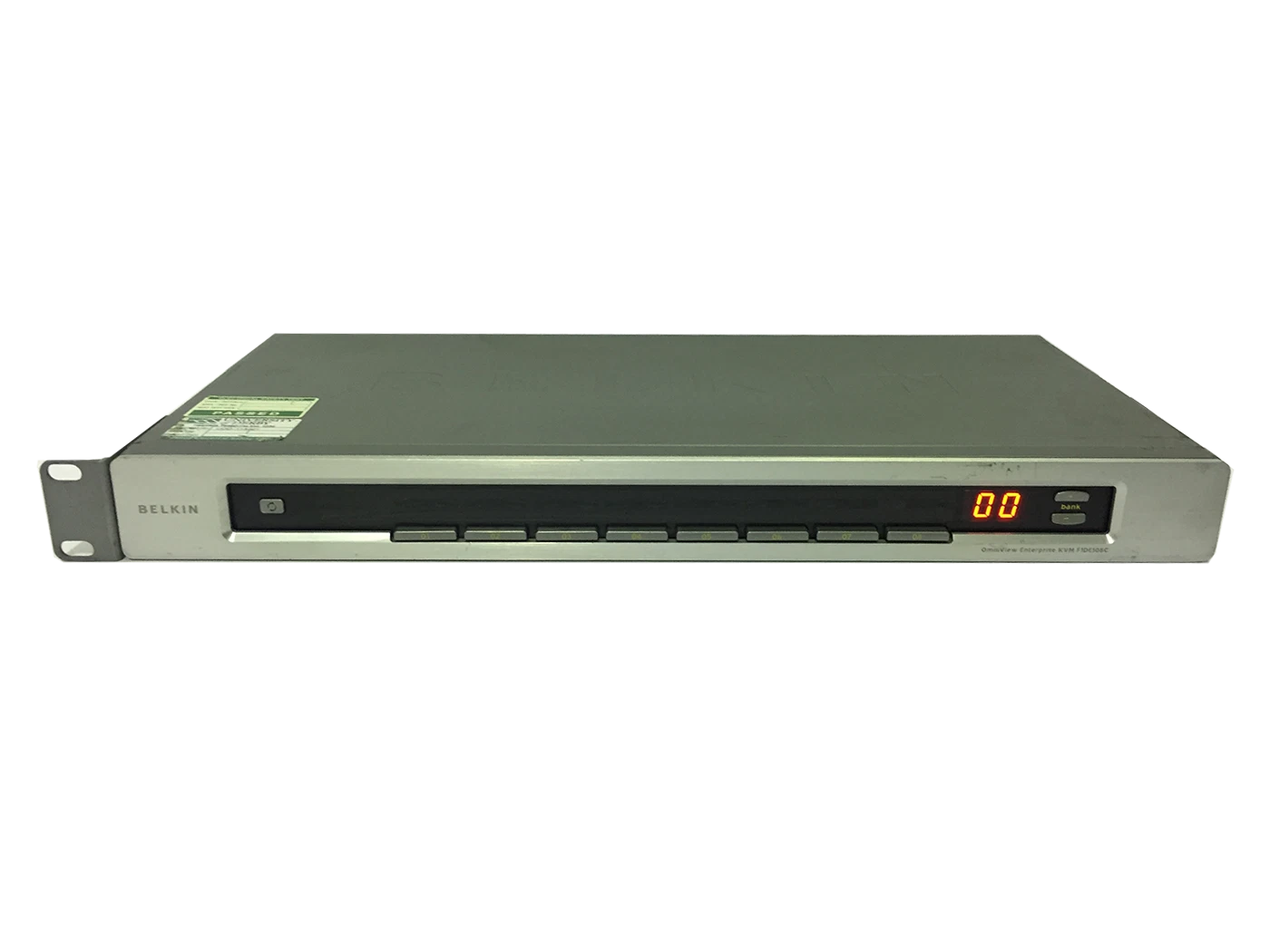 OmniView Enterprise 8-Port KVM Switch with Micro-Cabling Tech