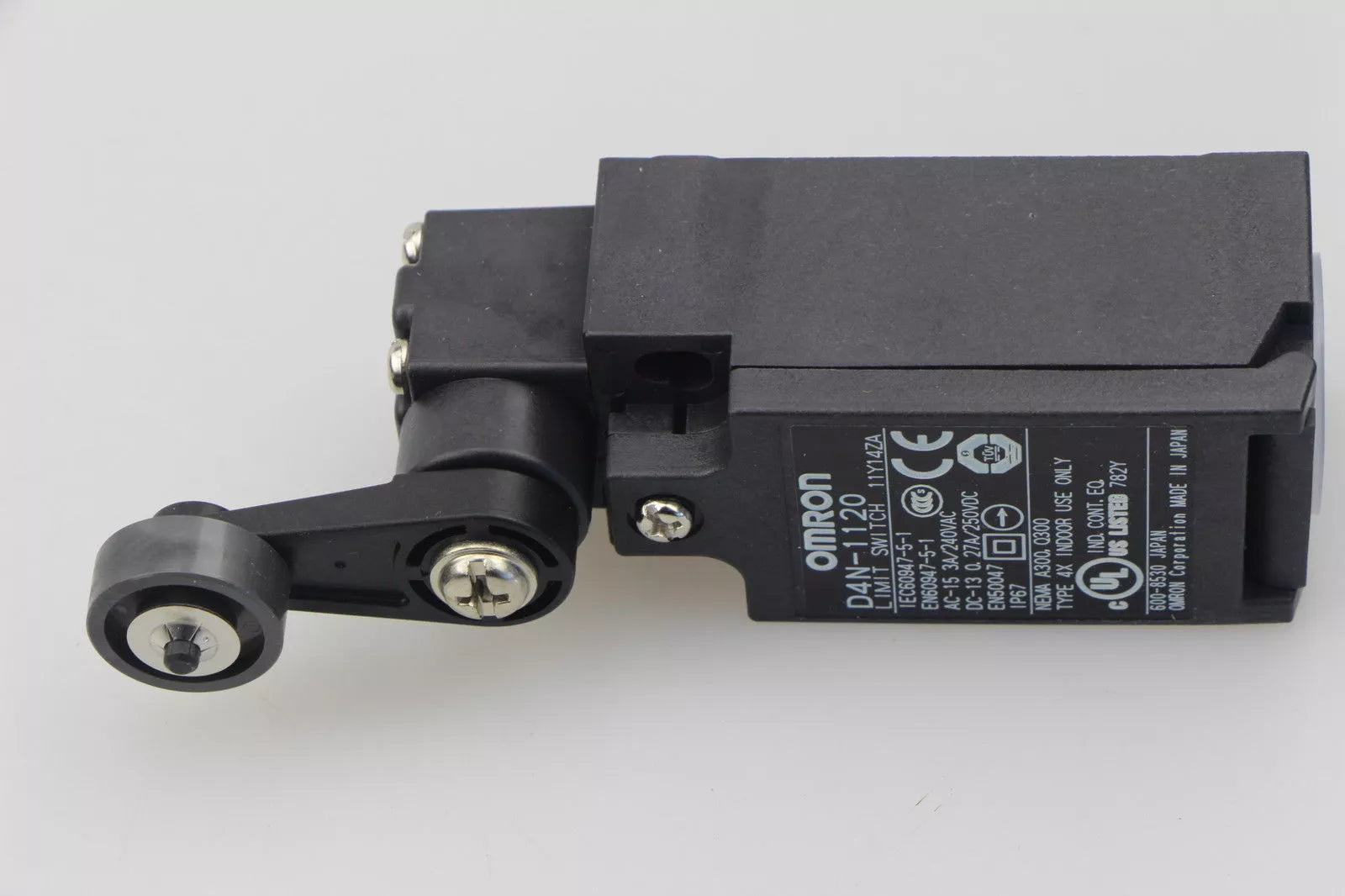 Omron D4N-1120 Limit Switch