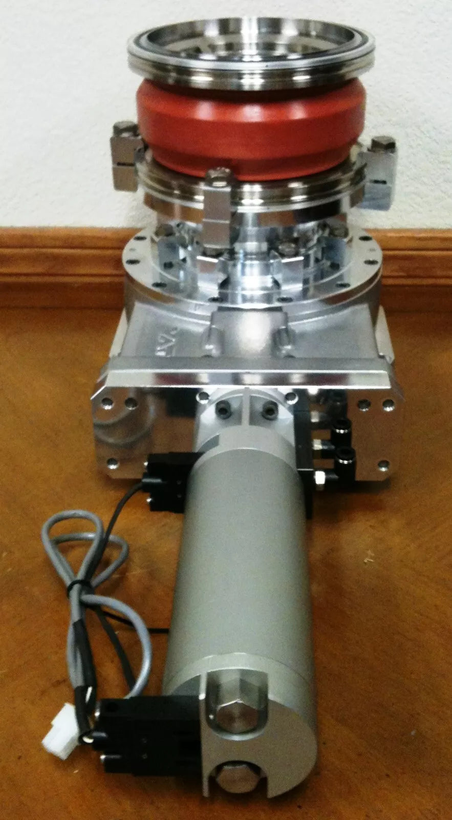 VAT 15040-PA24-0002/0008 A-216405 Pneumatic Gate Valve