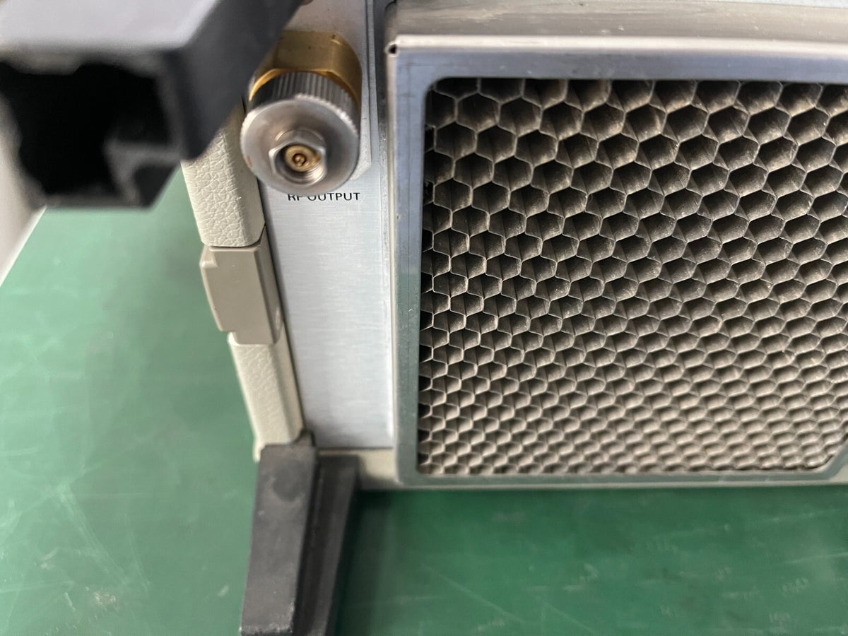 Agilent 83651B 45MHz-50GHz Synthesized Sweeper _0968 - XG eqpt