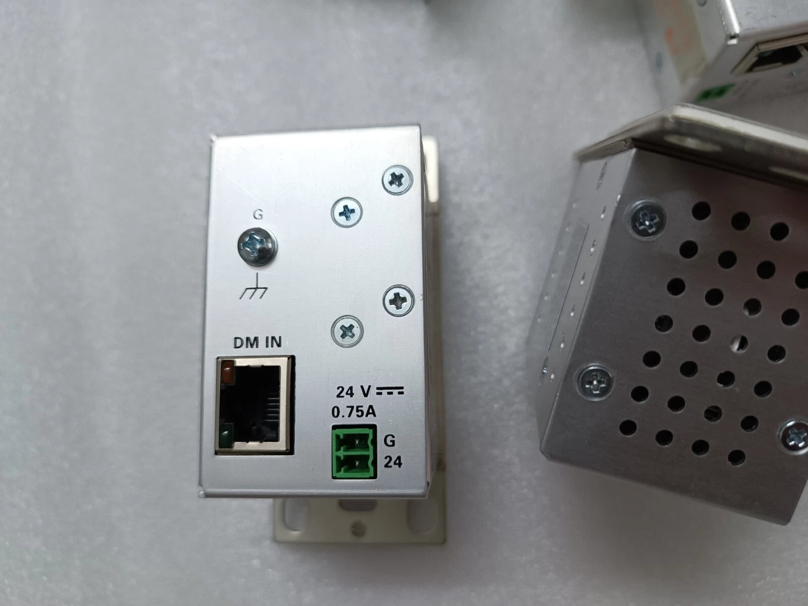 DM-RMC-4k-100-C-1G-W-T Transmitter - 100% Tested Second-hand Product