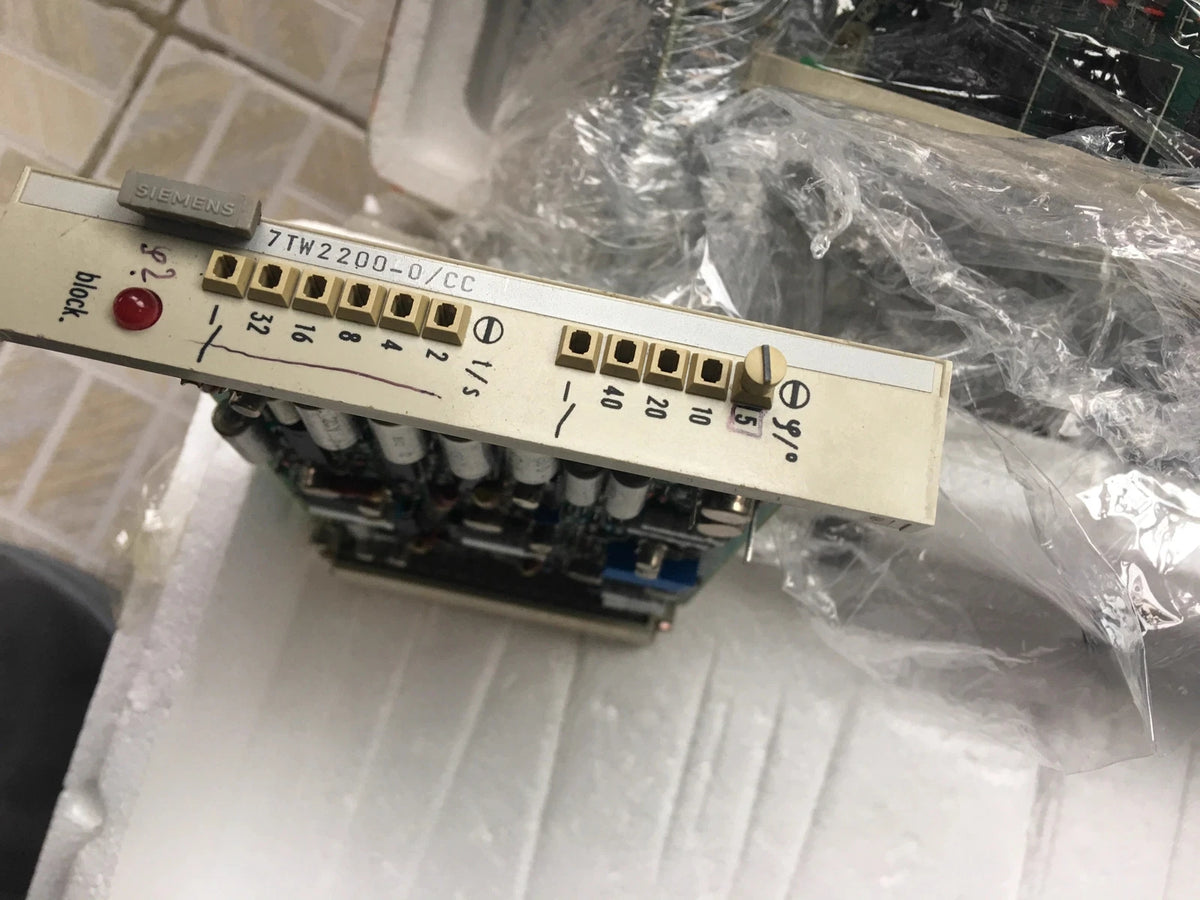 7TW2200-0/CC Motion Sensor with 360° Coverage