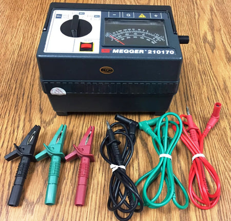 Megger 210170 Analog Hand-Crank Insulation Resistance Tester, 20,000 Megaohms Re