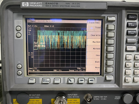 Agilent E4438C ESG Vector SG 250kHz-3GHz w/002, 400, 403, 417, 503, UN7 _0352