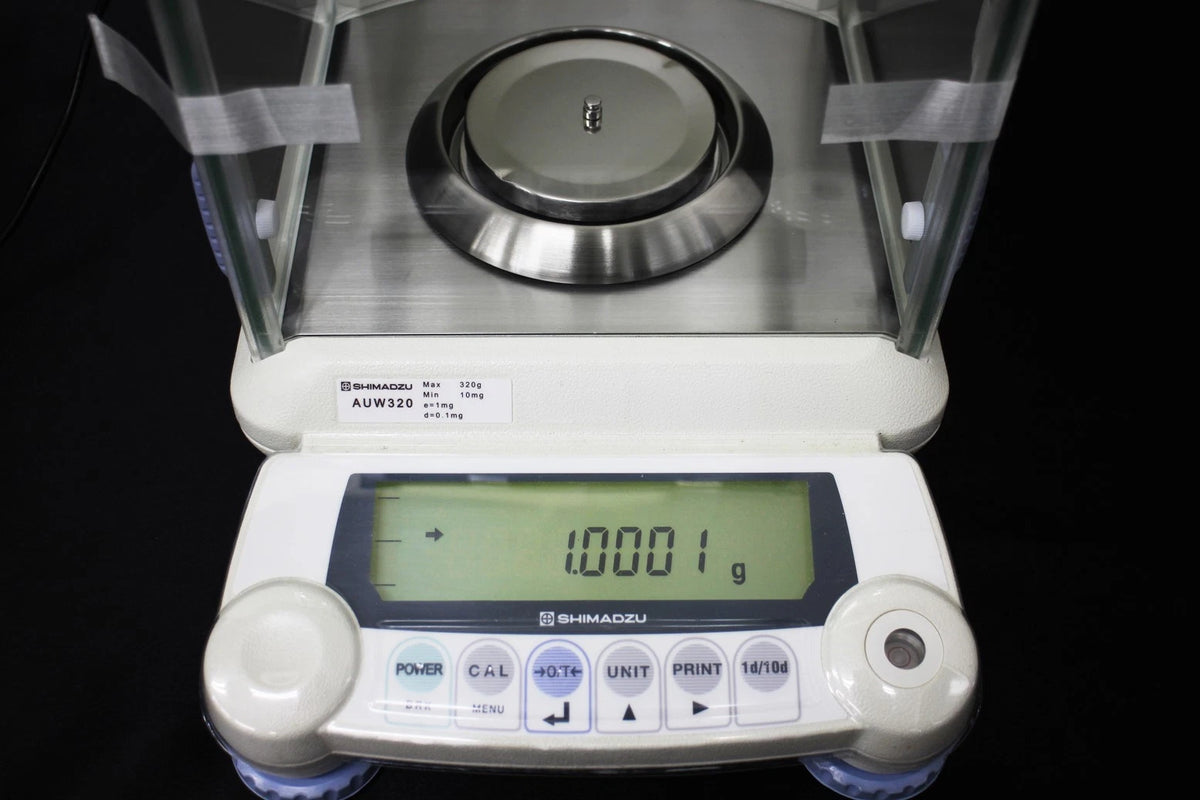 SHIMADZU AUW320 Analytical Balances for Precision Weighing