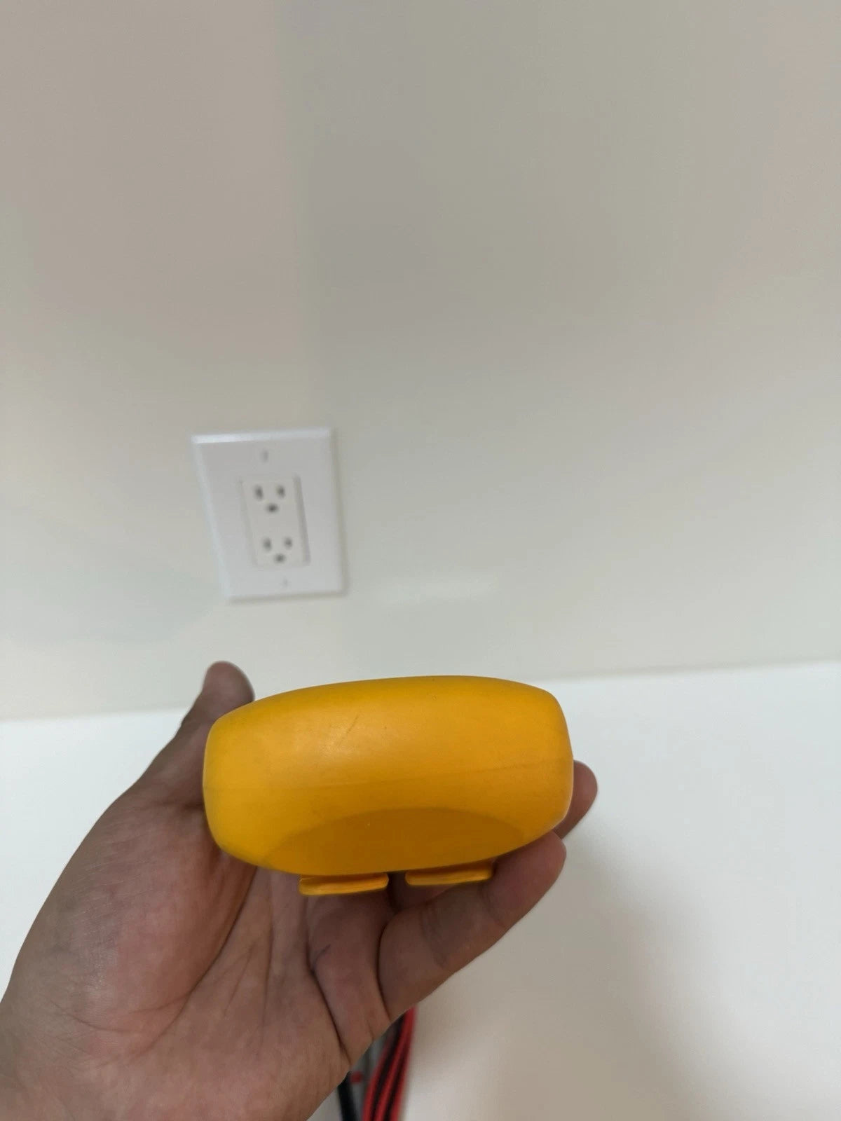 Fluke 87V True RMS Multimeter with Leads - Tested and Ready for Use