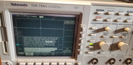 Tektronix TDS744A LCD Upgrade