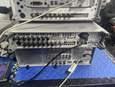 Agilent Keysight MXG N5182B Vector Signal Generator 9kHz-3GHz