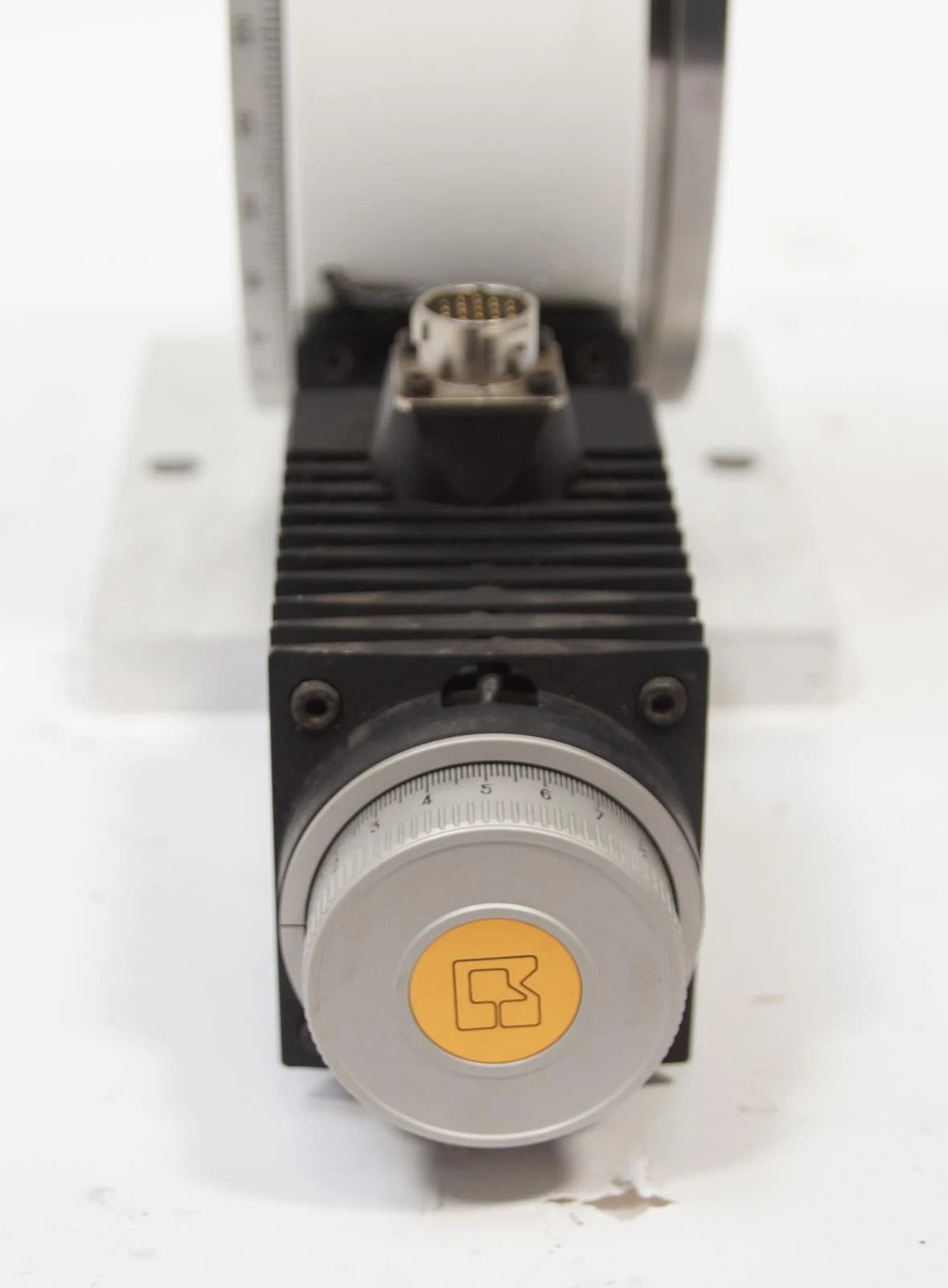 Klinger Newport / Micro Controle Motorized 360 Degree Rotary Stage