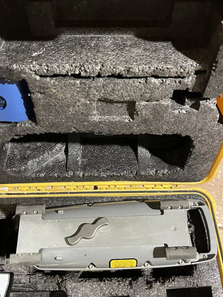 Spectra Trimble DG511 Precision Pipe Laser Kit