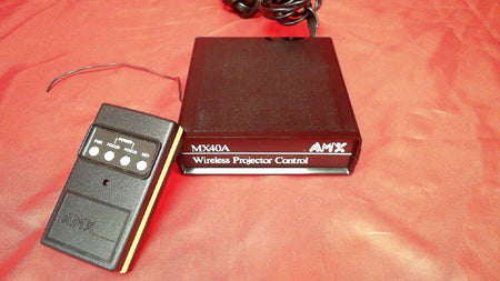 Kodak Ektagraphic III AMT Slide Projector with Remote & Wireless Control