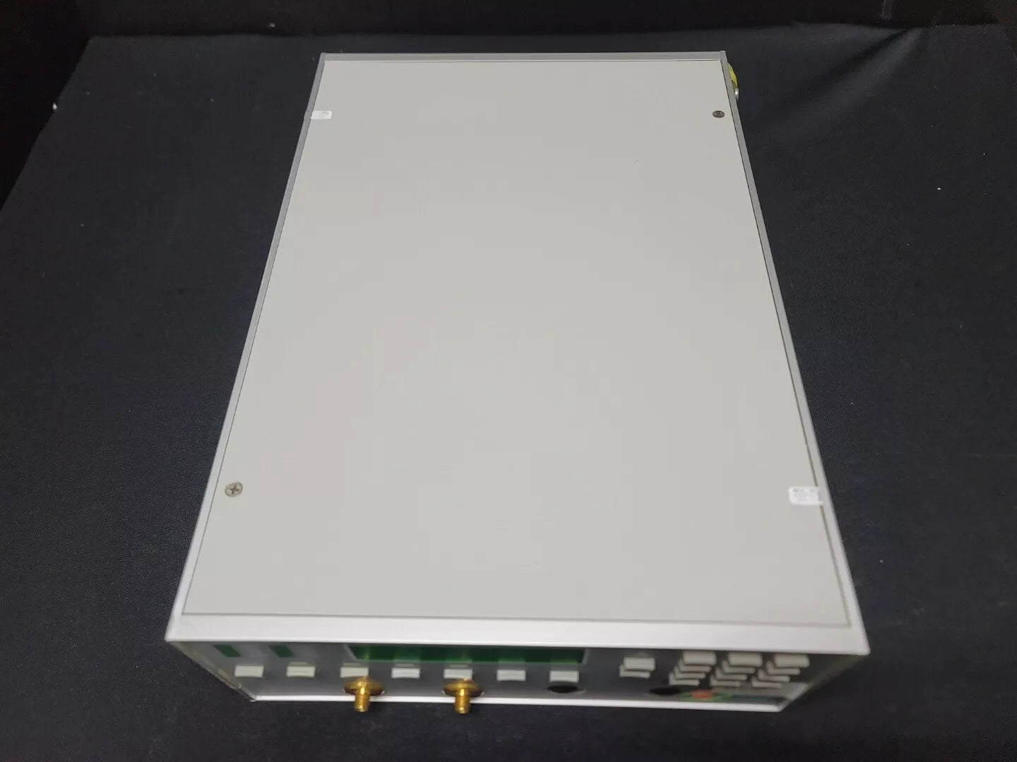 Weinschel 8310-202-F: DC-18GHz 121 / 1dB Step Attenuator