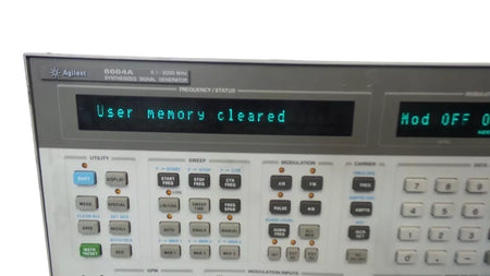 Agilent 8664A Synthesized Signal Generator 0.1 - 3000 MHz