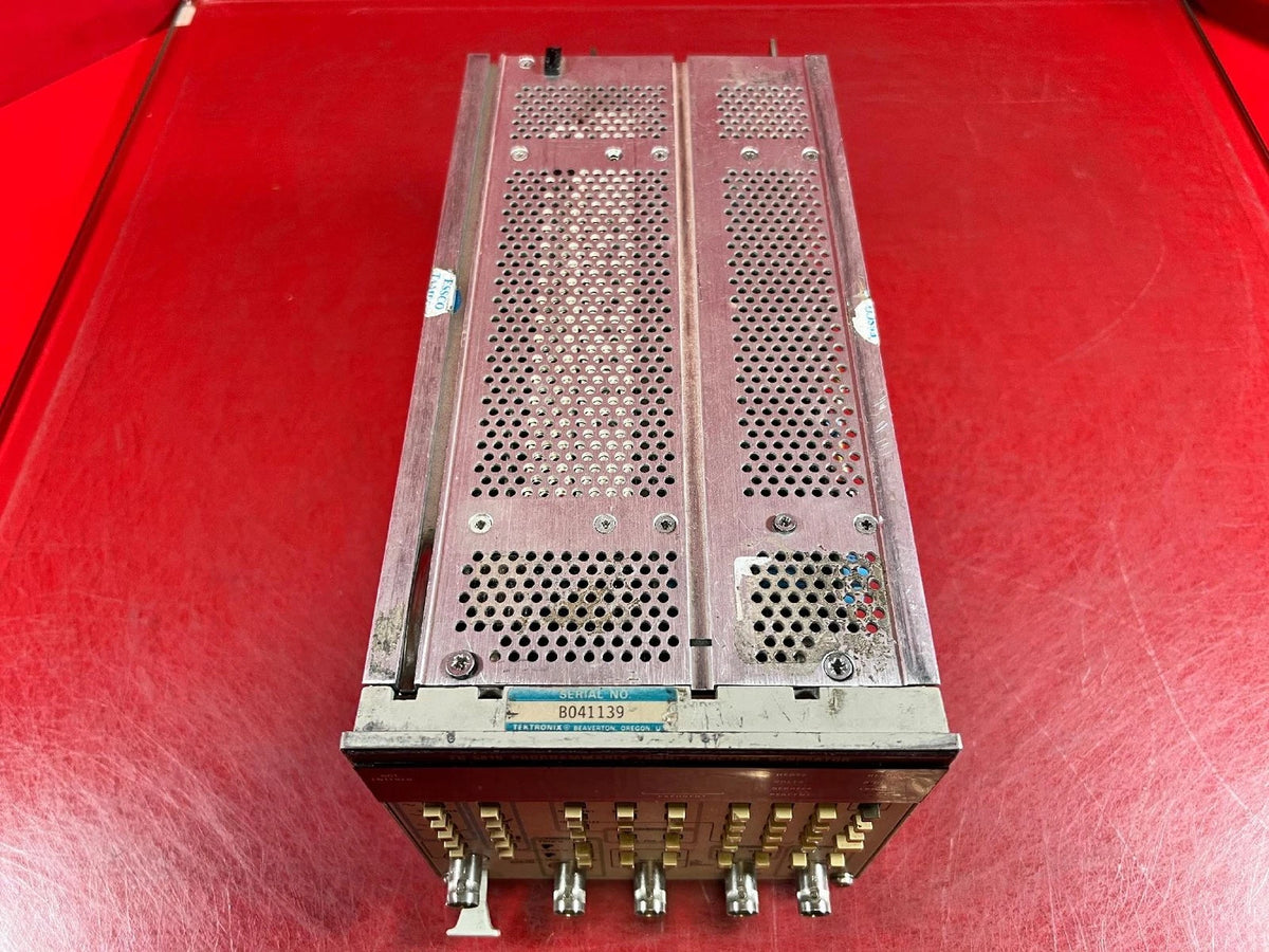 Tektronix FG5010 Function Generator, SN B041139