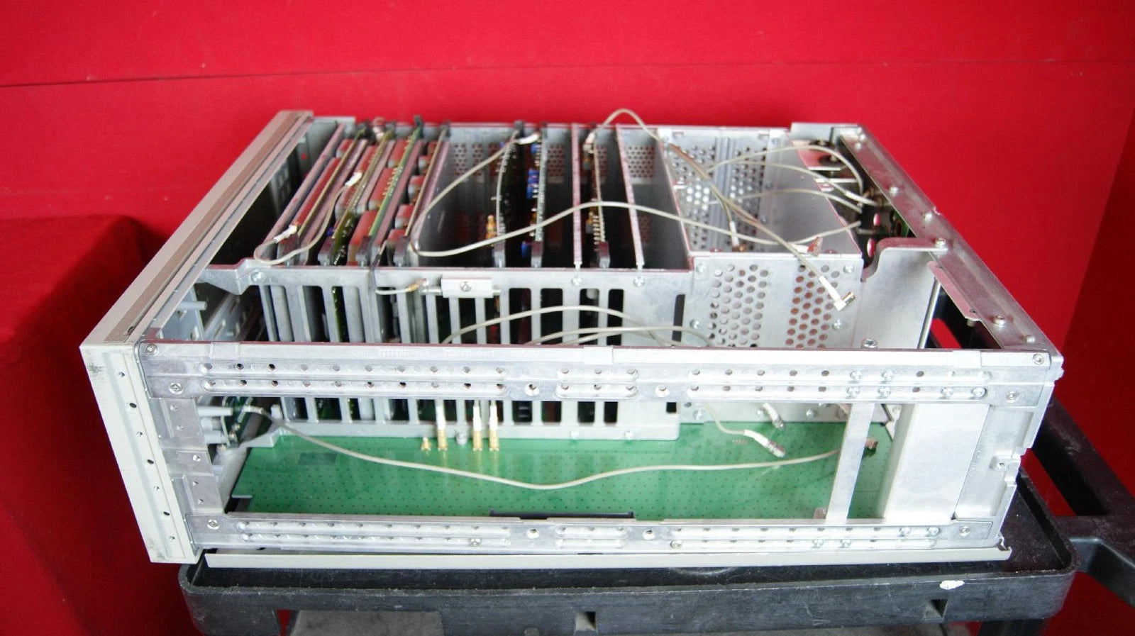 HP Agilent 83621A 10 MHz to 20 GHz Synthesized Sweeper 3420A00578 PARTS UNIT
