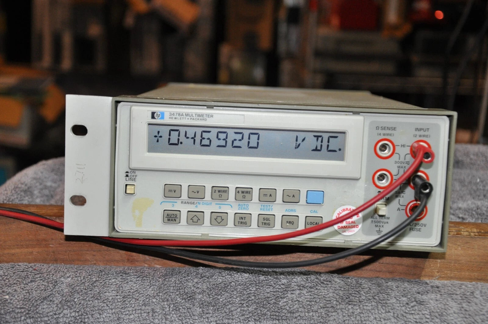 Anainstr Digital Multimeter with LCD Screen and Auto-Ranging Function