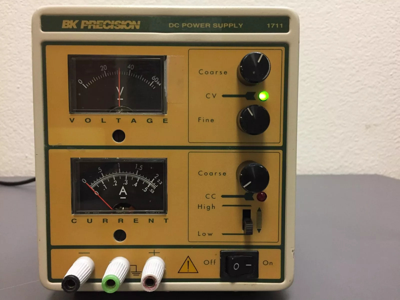 BK Precision Model 1711 DC Power Supply