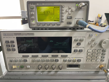 HP Agilent 83650B 10MHz-50GHz Synthesized Sweep Signal Generator Opt. 001 _0308 - XG eqpt