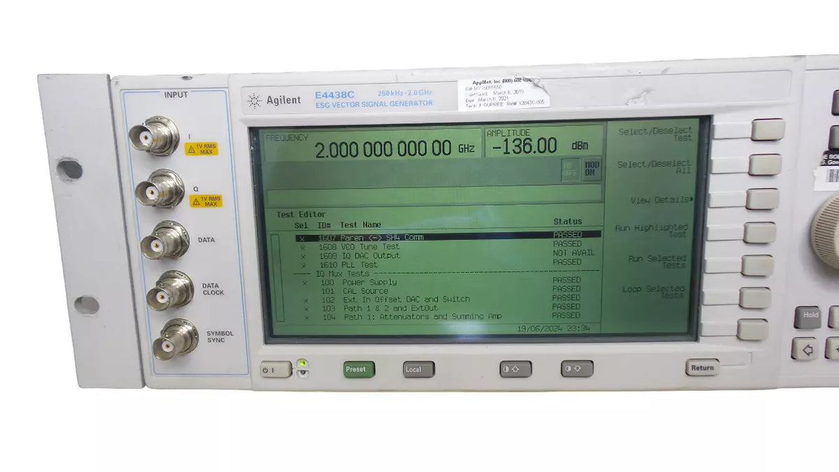 Agilent E4438C ESG Vector Signal Generator 250kHz-3.0GHz