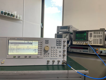Agilent E8257C PSG Analog Signal Generator,007, 1E1, 1E6, 1EA, 1ED, 520,UNR_0468