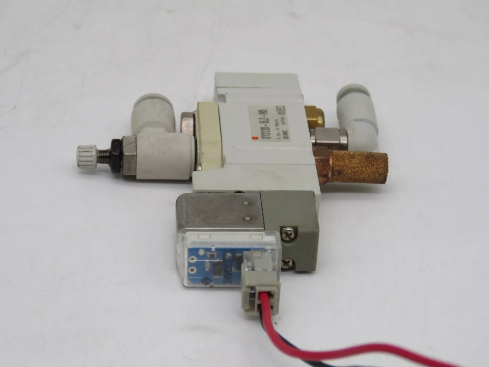 SMC SY3120-5LZ-M5 Solenoid Valve Plug Connector SY3000