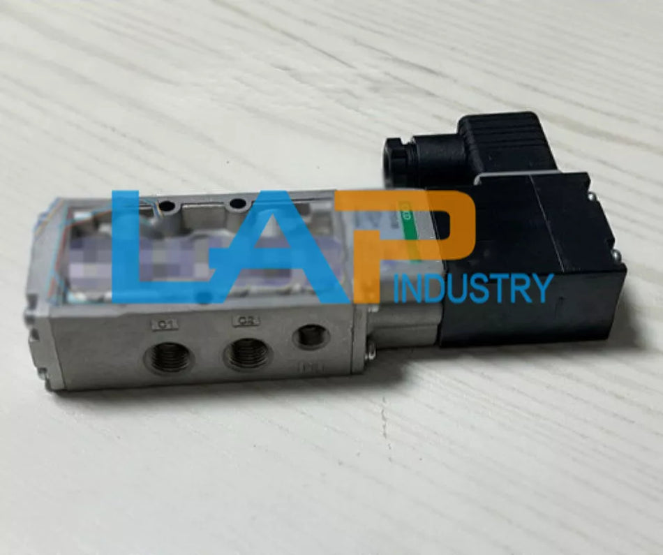 1PCS New CKD solenoid valve 4F330-10-DC24V - XG eqpt