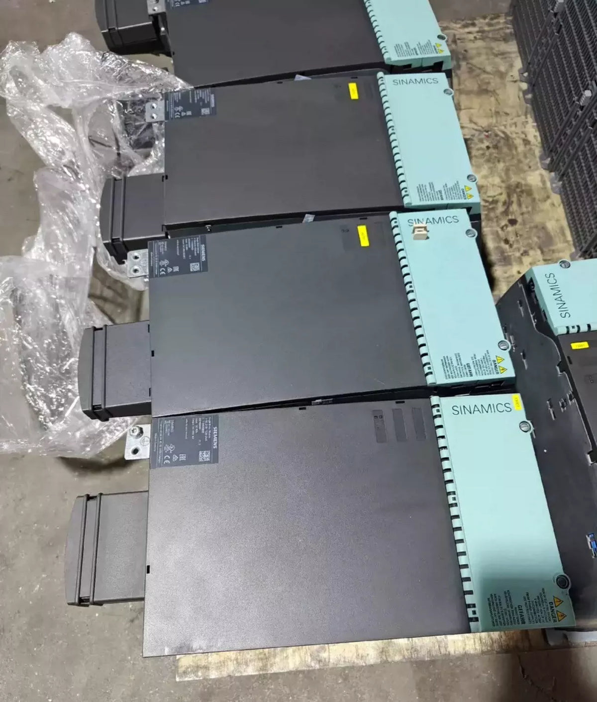 6SL3120-1TE28-5AA3: Energy-saving and High-performance Servo Drive