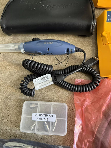 Fluke Networks DSX-5000 Versiv Cat6 Cable Certifier Tester Kit & FI-1000-Kit