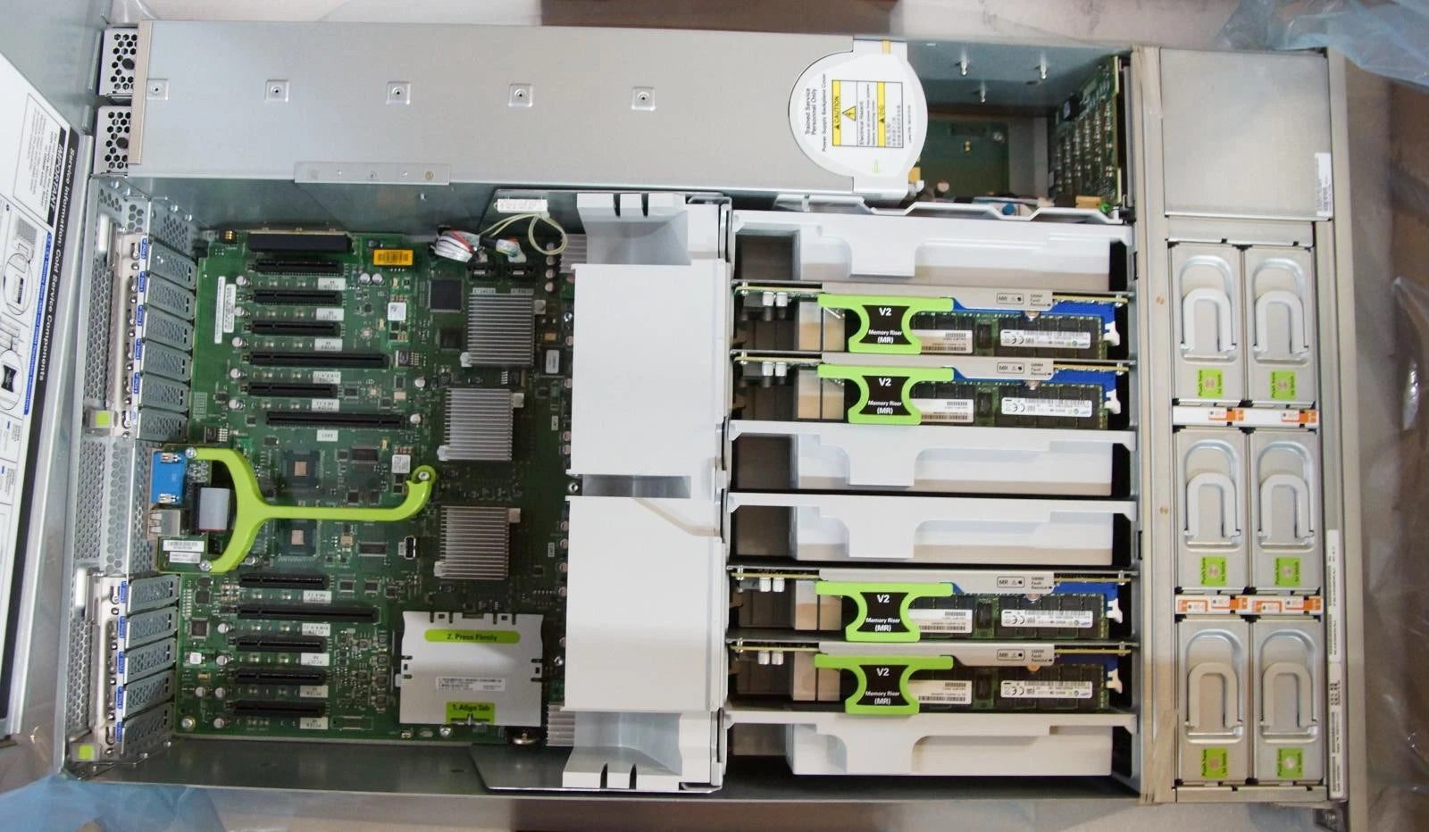 Sun Oracle SPARC T4-2 Server 8Core 2.84 GHz CPU, 256GB RAM, 1x PSU