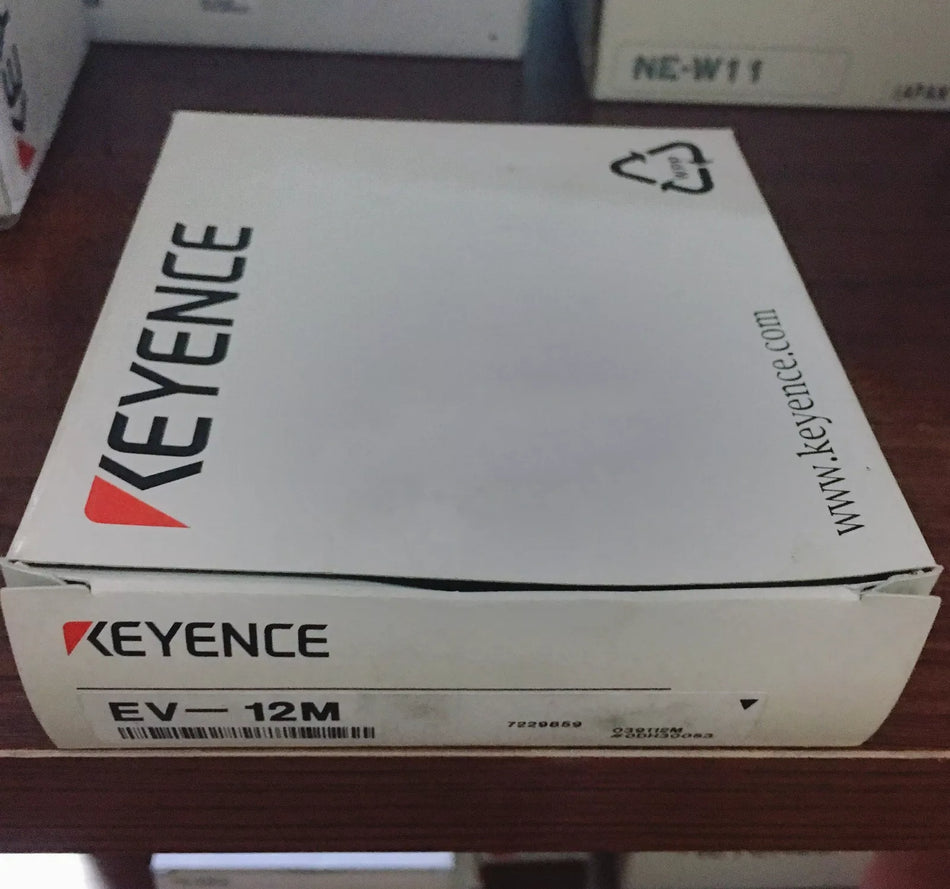Keyence EV-12M Proximity Switch Sensor EV12M