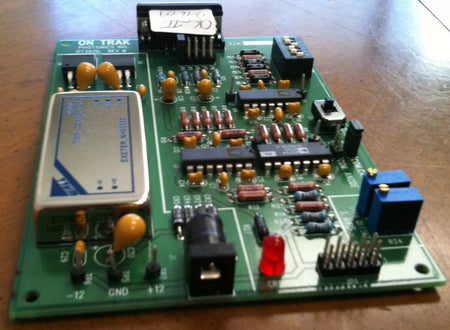 On-Trak Photonics OT-301SL Position Sensing Amplifier for Single Axis PSD