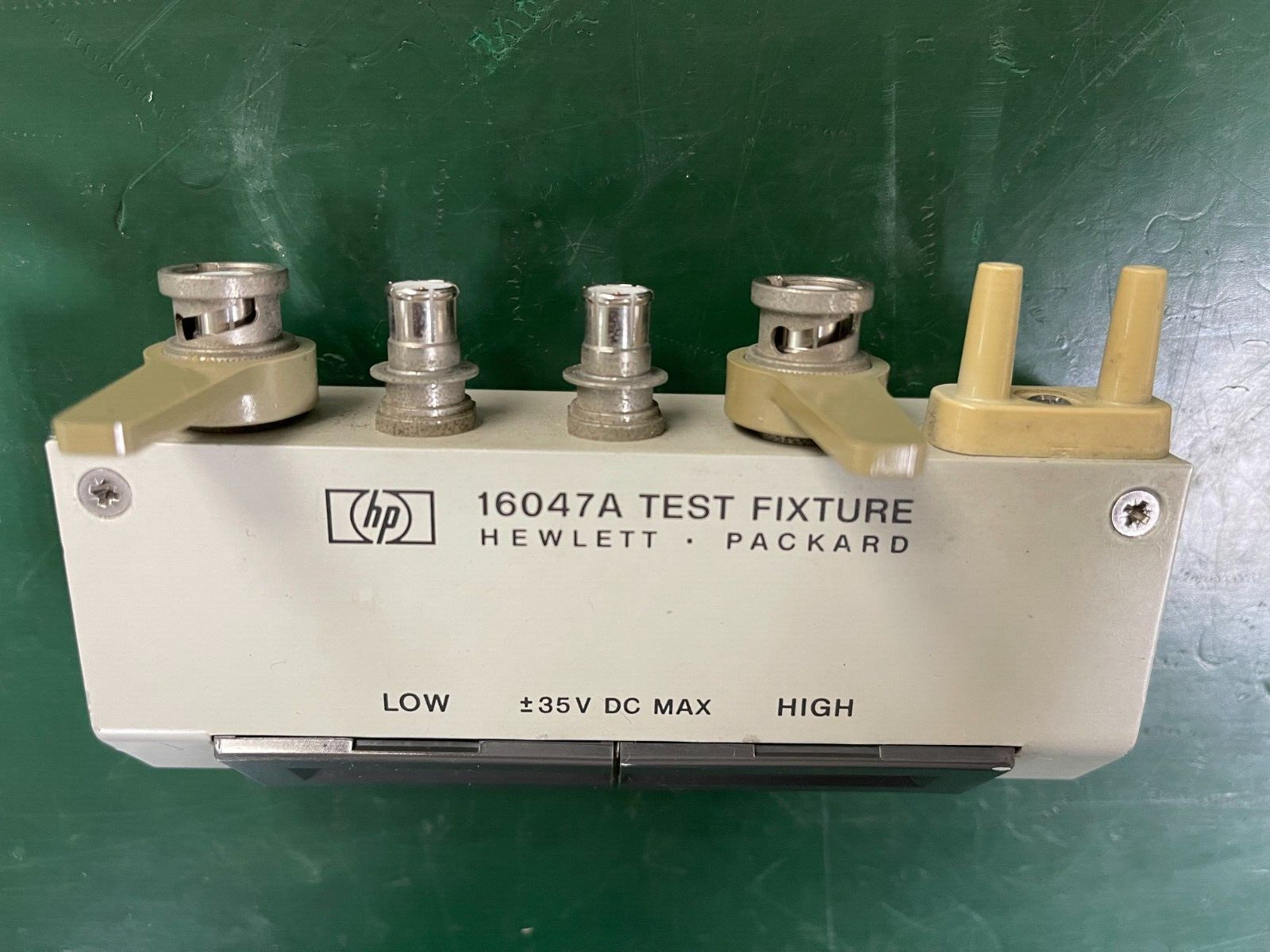 HP Agilent 16047A LCR Impedance test fixture for Impedance analyzer - XG eqpt