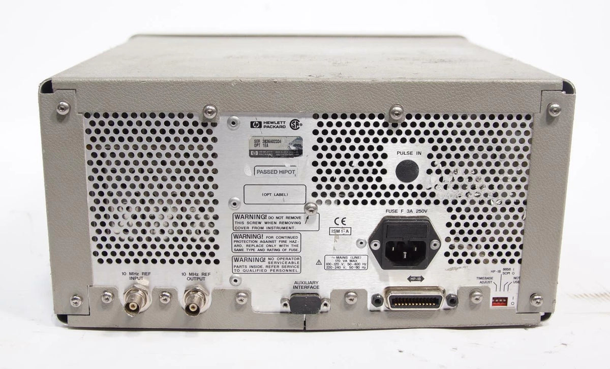 HP Agilent 8648B 9 kHz-2000 MHz Synthesized Signal Generator OPT 1EA