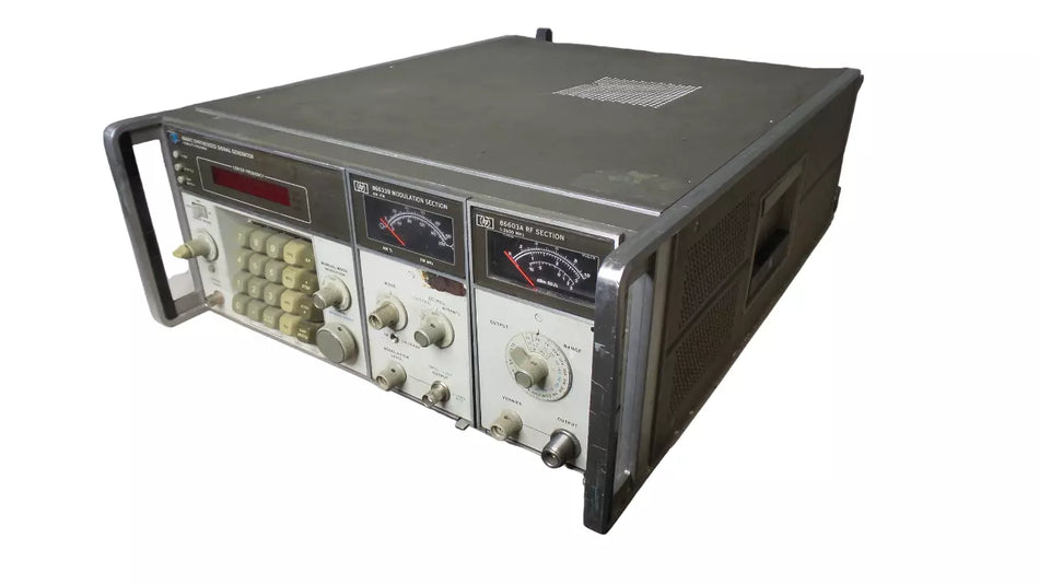 HP 8660C Synthesized Signal Generator with HP86633B and HP86603A