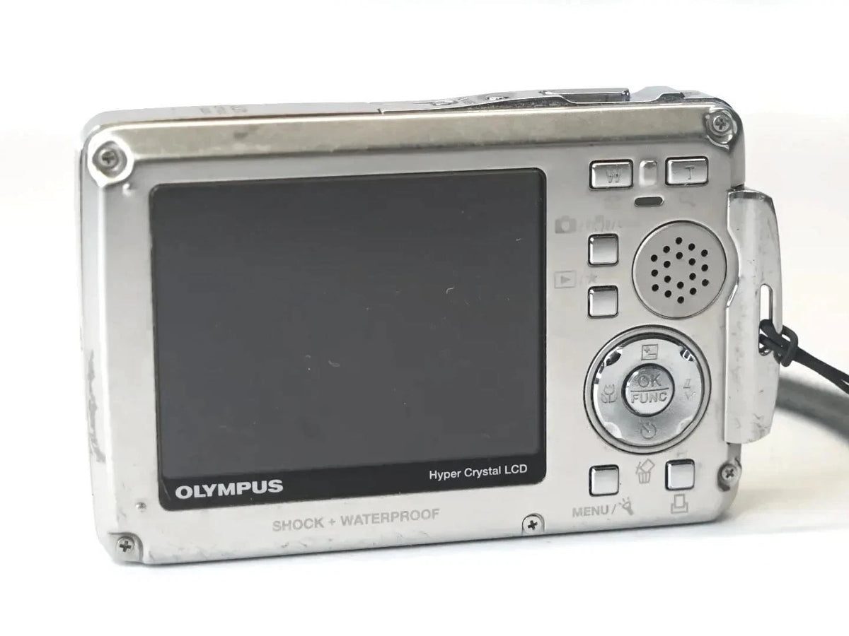 Olympus Stylus 770 SW 7.1MP Digital Camera - Free Shipping