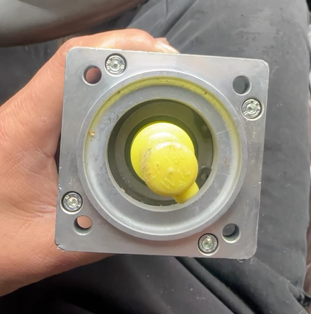 1pcs Beckhoff AM8031-0CH1-00<wbr/>00 Servo Motor