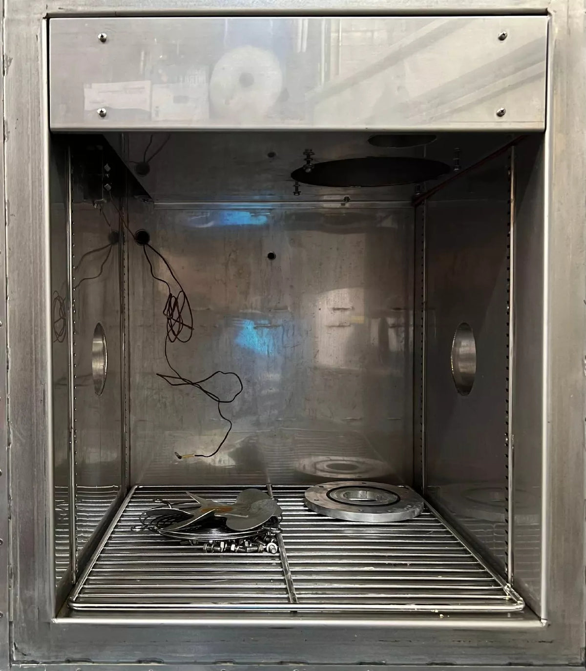 Thermotron FA-4-CH-1-1 Altitude Chamber
