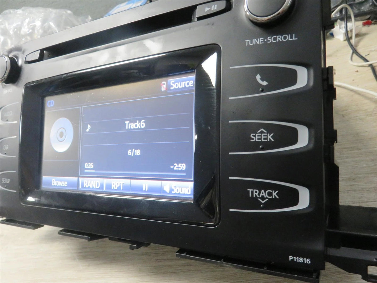 2014-2019 Toyota Highlander 86140-0E231 AM FM CD Touch Radio P11816