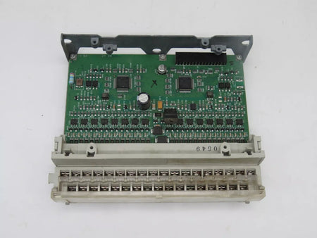 SCHNEIDER ELECTRIC TELEMECANIQUE TSX3710101 PLC Rack 124VAC Modicon TSX MICRO