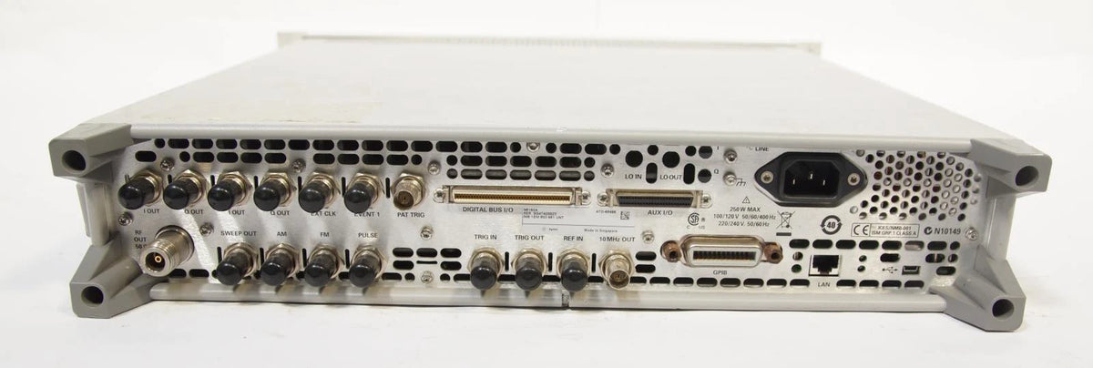 Agilent N5182A 3GHz MXG RF Vector Signal Generator OPT 006 1EM 503 651 UNT