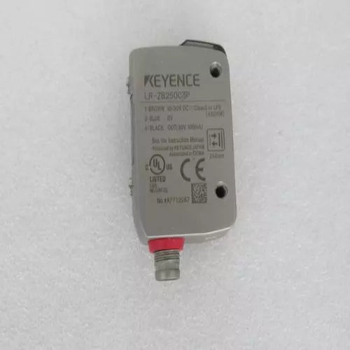 1PC NEW KEYENCE Sensor LR-ZB250C3P #w3912 wx