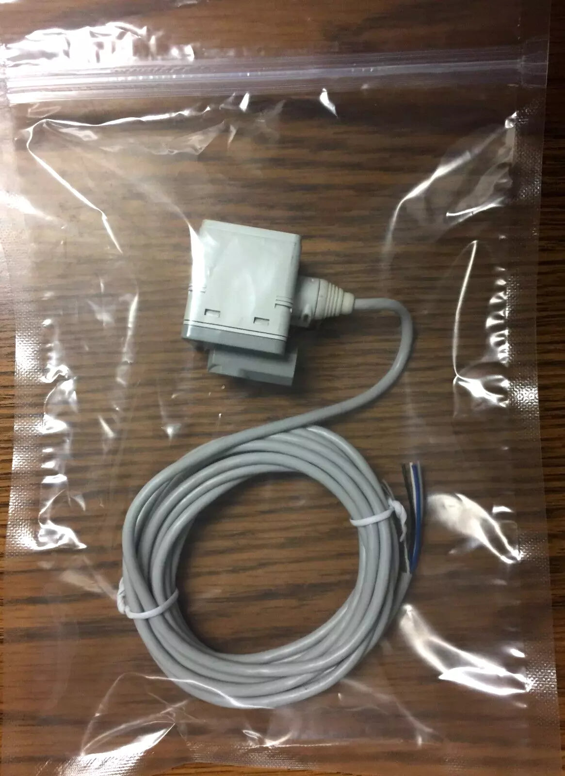 SMC ISE40-M5-22L Digital Pressure Switch